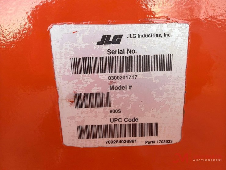 2015-jlg-800s-image-18
