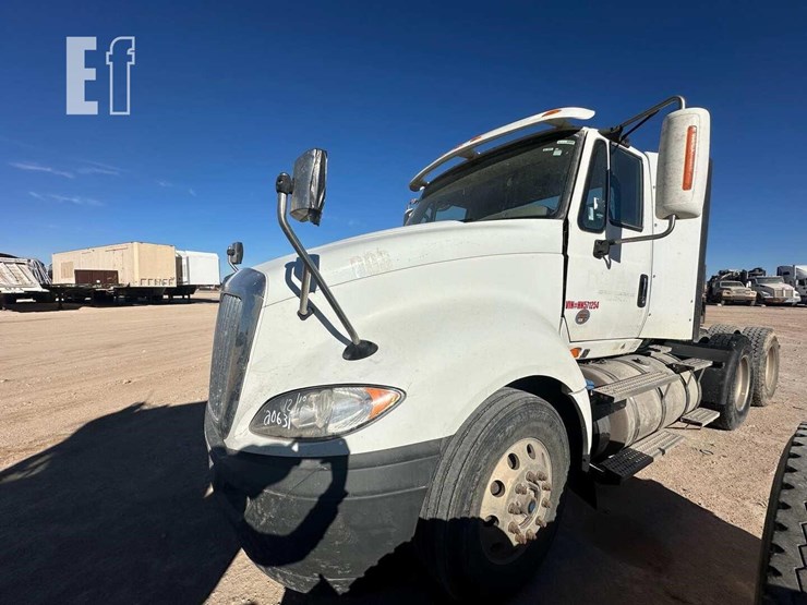 2017-international-prostar-image-1