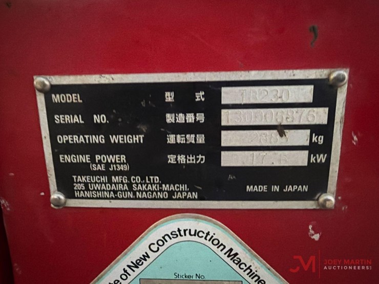 2020-takeuchi-tb230-image-19