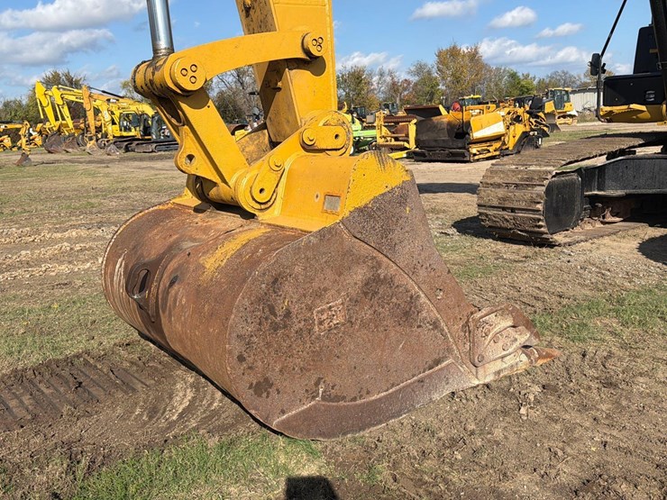 caterpillar-349el-image-14