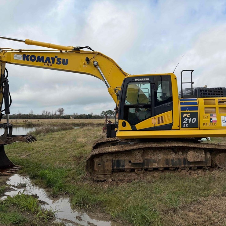 2021 KOMATSU PC210 LC-11