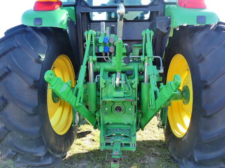 john-deere-6120e-image-5
