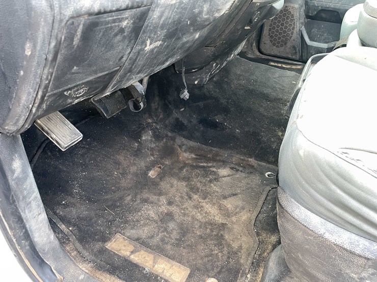 2016-ram-2500-tradesman-image-91