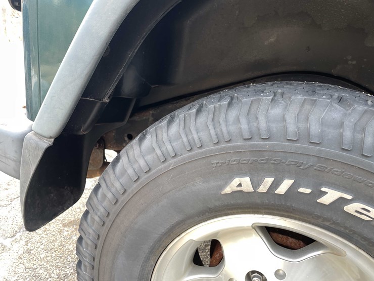 2000-jeep-wrangler-sport-image-43