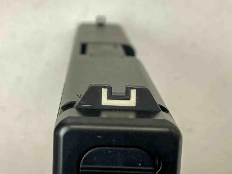 glock-pistol-image-7