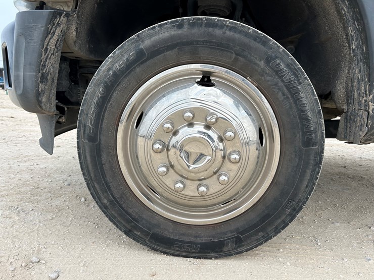 2016-ford-f550-image-10