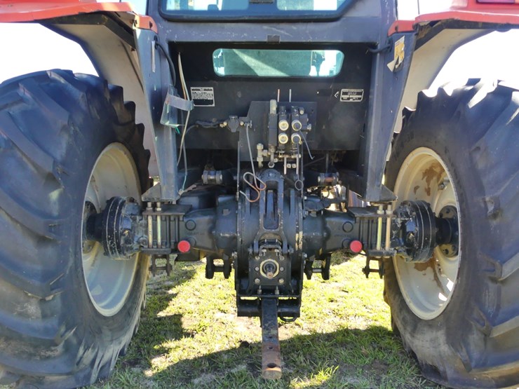 massey-ferguson-573-image-5