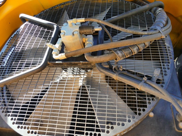 2019-jcb-457-image-5