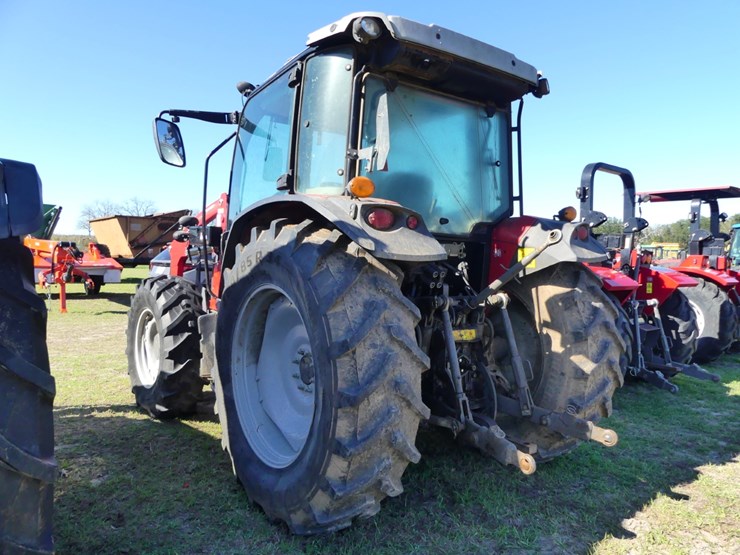 massey-ferguson-4710-image-4