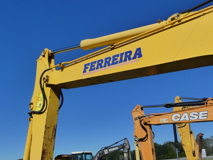 komatsu-pc138us-lc-image-7