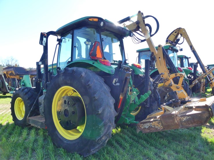 2015-john-deere-6105e-image-4