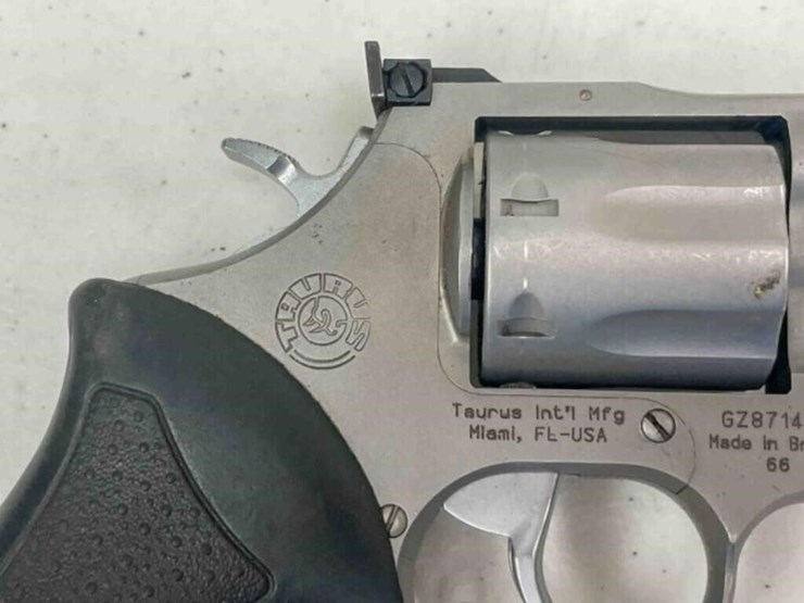 taurus-revolver-image-4