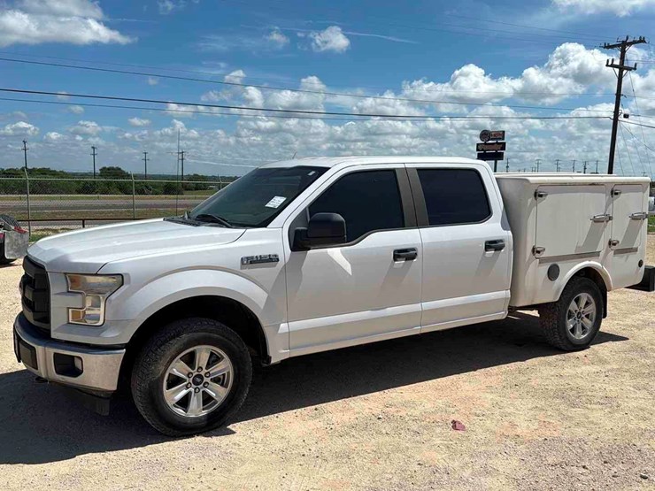 2017-ford-f150-image-1