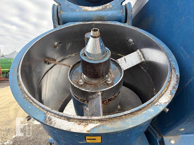 2004-kinze-650-image-6