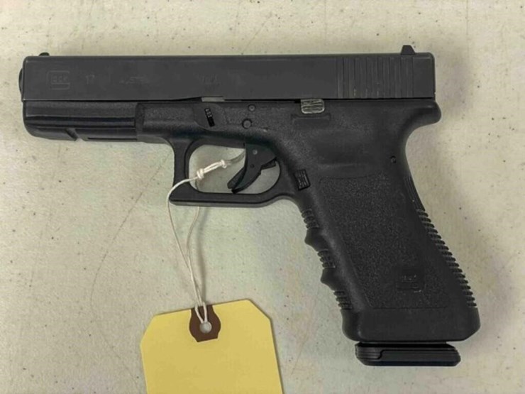 glock-pistol-image-1