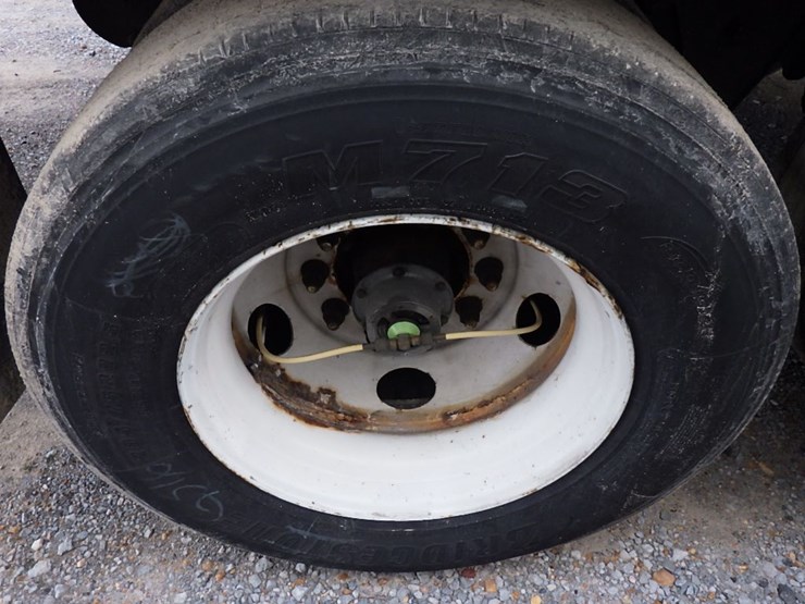 2018-hyundai-translead-image-12