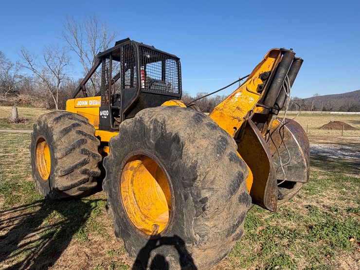 john-deere-640d-image-9