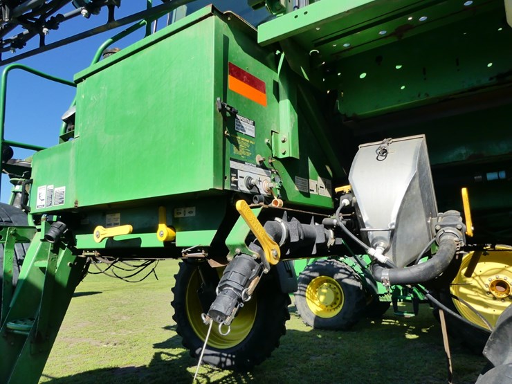 2004-john-deere-4720-image-12