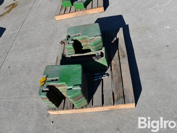 john-deere-10-image-2