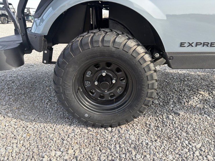 #30691-•-2025-e-z-go-express-s4-4-passenger-gas-golf-cart-image-12