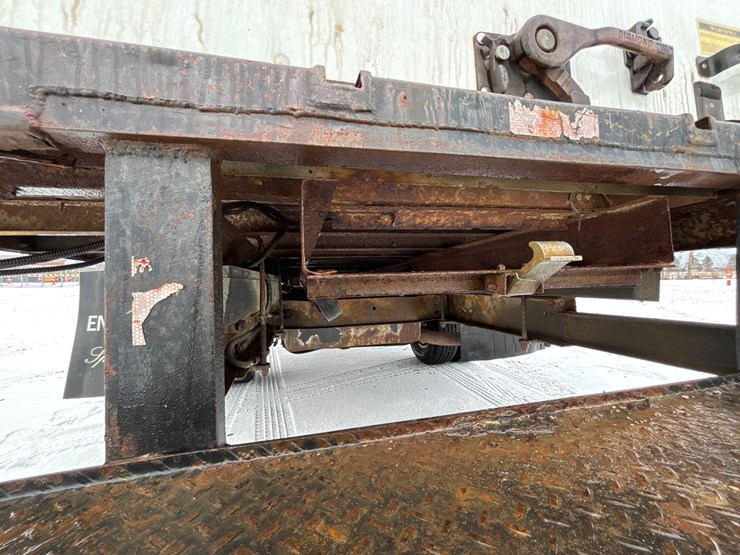 #1117-•-2005-ford-econoline-w/-15'-abc-van-body-image-23