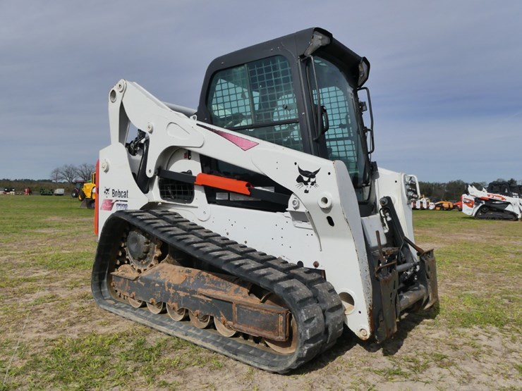 2018-bobcat-t770-image-1