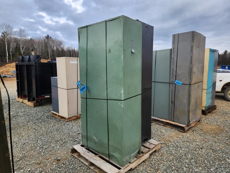 #6041-•-(2)-cabinets-image-1