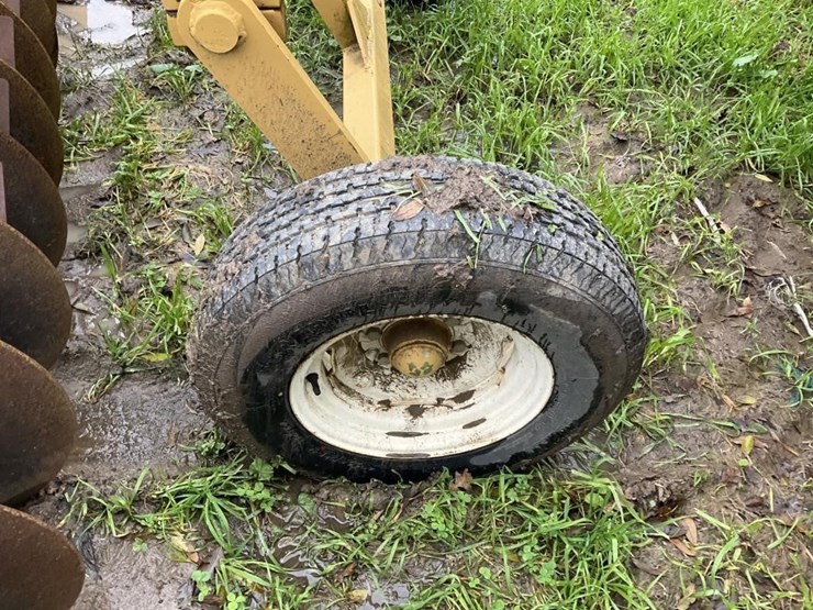 (offsite)-sweco-d12-12'-wheel-disc-image-16