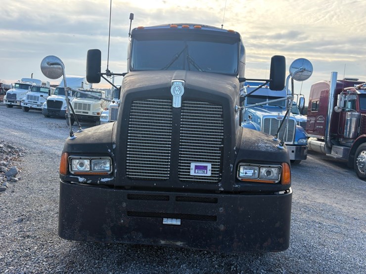 1999-kenworth-t600b-image-2