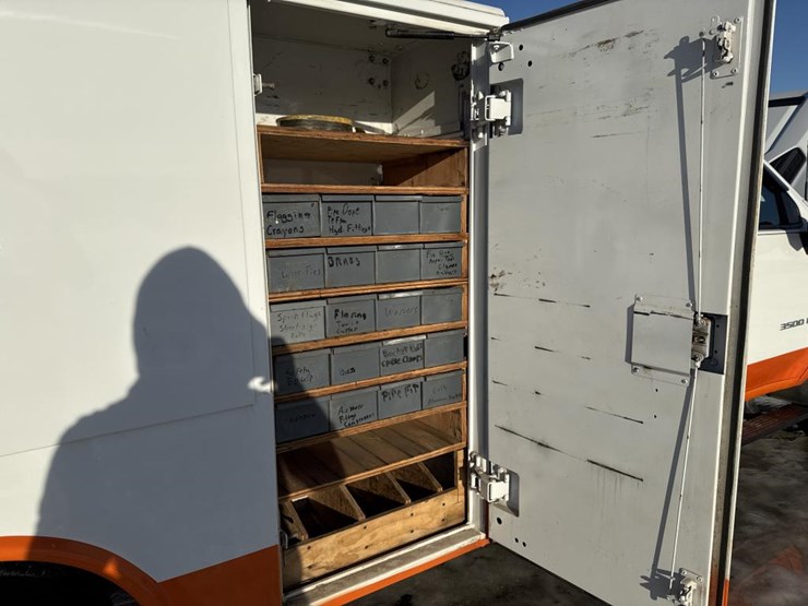 chevrolet-3500-image-27