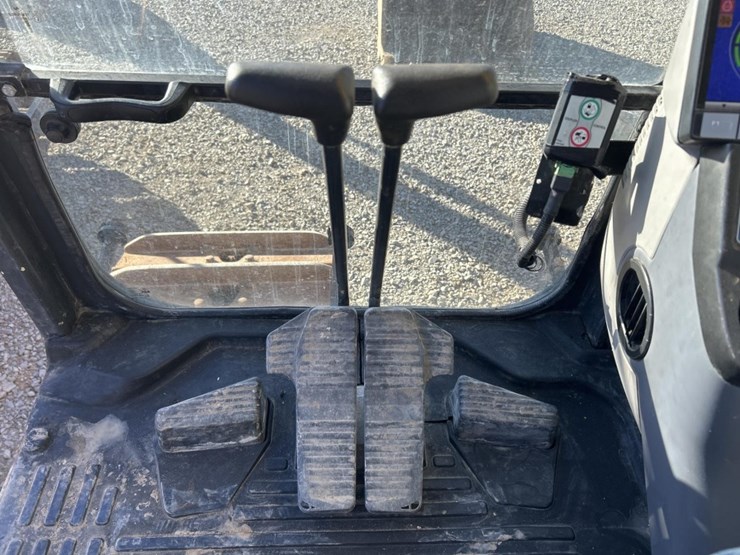 2014-komatsu-pc360-lc-10-image-60