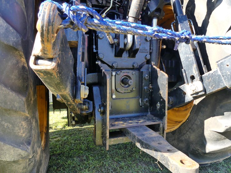 2017-versatile-260-image-6