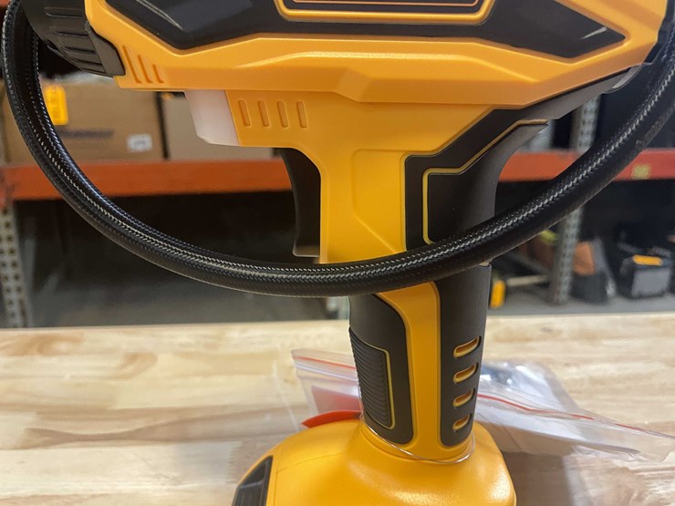 #2035-•-dewalt-compatible-20v-air-compressor-for-airing-up-tires,-etc-(pr12)-image-5