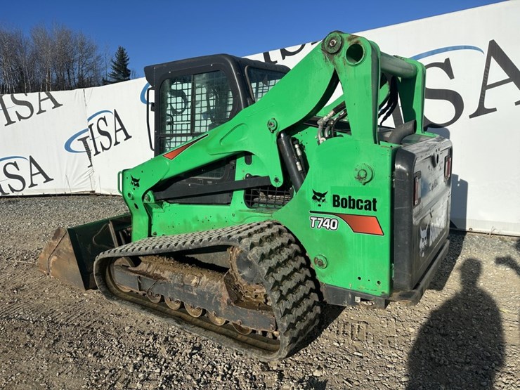 2018-bobcat-t740-image-3