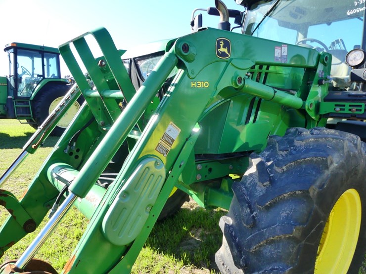 2019-john-deere-6125r-image-10