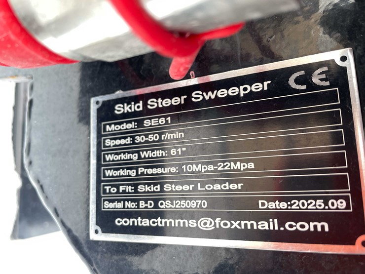 #4060-•-unused-60"-skid-steer-broom-(o11)-image-8