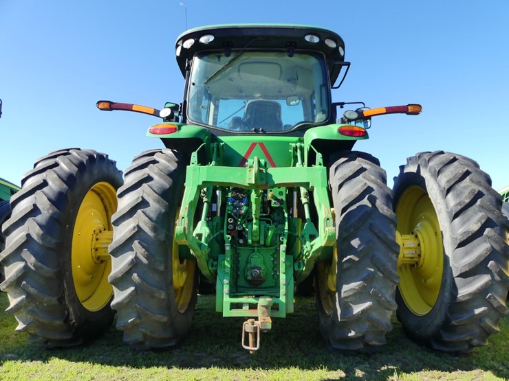 2017-john-deere-8245r-image-5