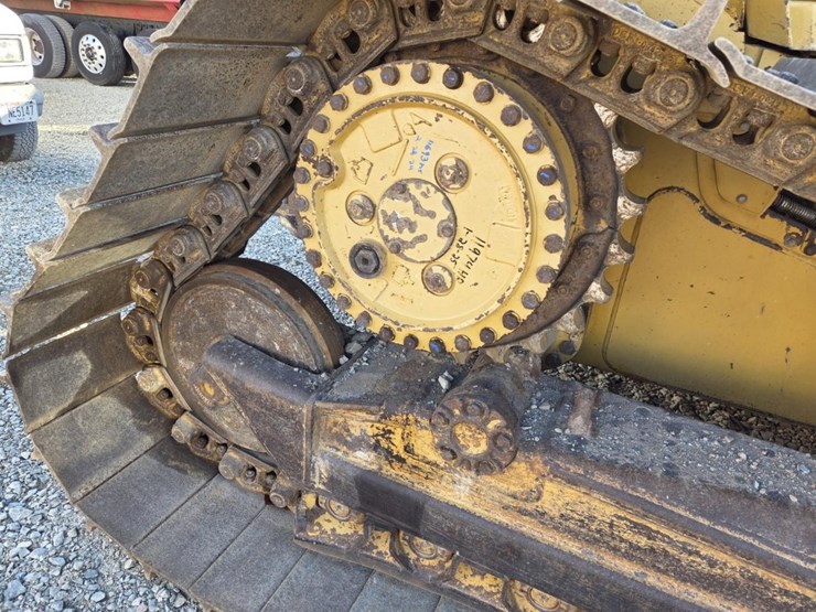 2007-caterpillar-d5n-lgp-image-65