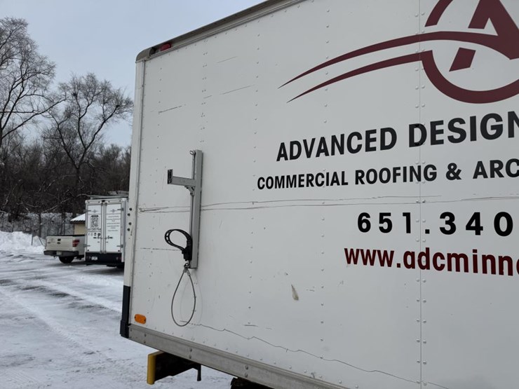 #2225-•-1996-chevrolet-box-truck-image-16