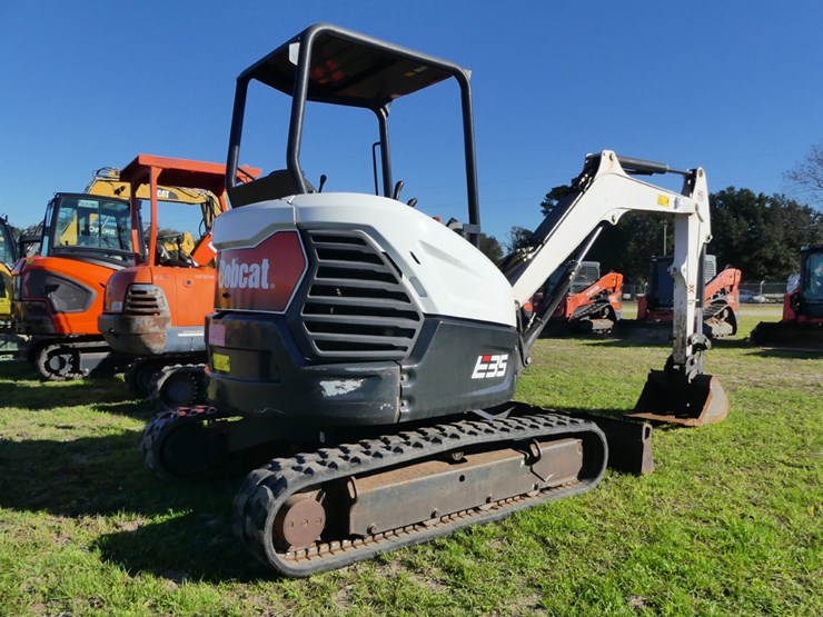 2020-bobcat-e35-image-3