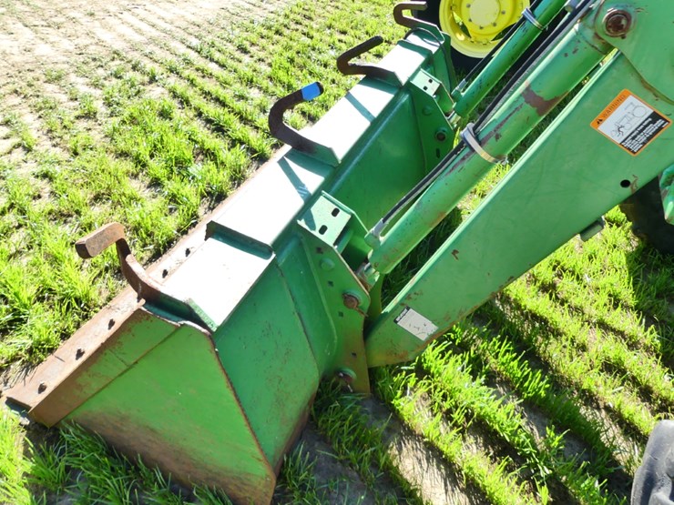 2001-john-deere-6210-image-11