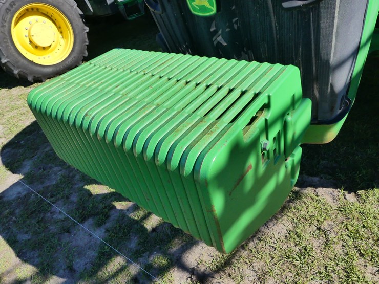 2012-john-deere-8235r-image-17