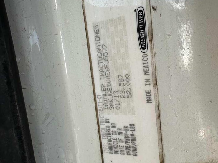 2014-freightliner-cascadia-image-7