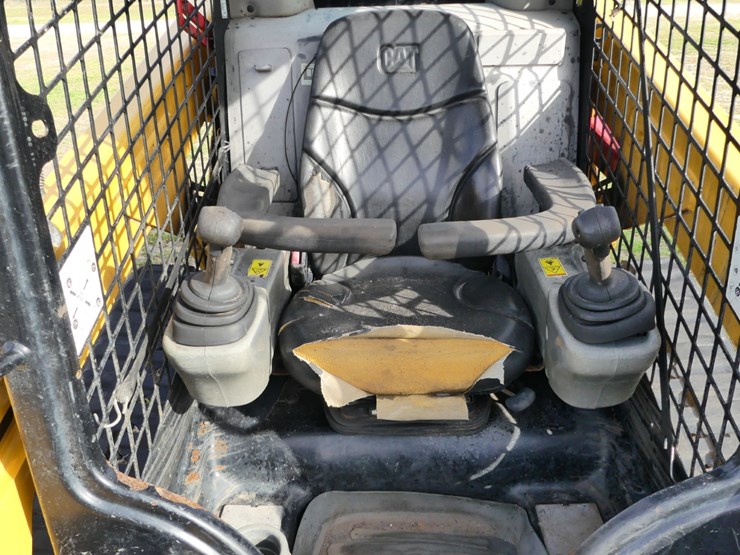 2019-caterpillar-259d-image-13