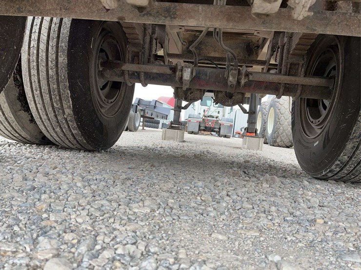 1990-east-28ft-dump-trailer,-new-hoist,-like-new-tires,-and-newer-tarp,-newer-tarp-bows,-good-liner,-really-good-shape-for-the-year,-good-shape,-just-downsizing-image-11