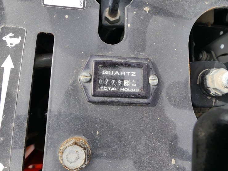 2019-bobcat-mt85-image-9