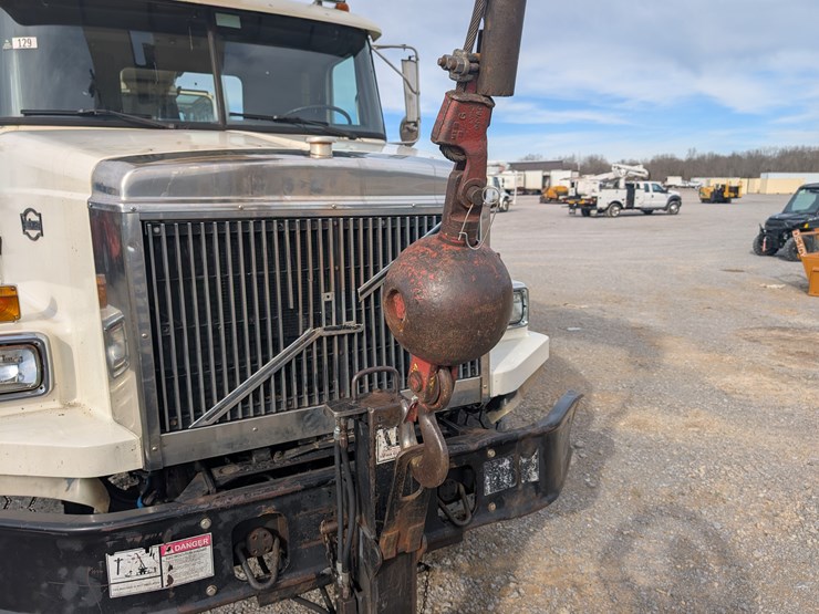 2001-national-1800-image-14