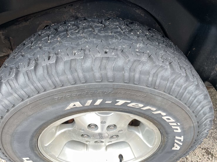 2000-jeep-wrangler-sport-image-8