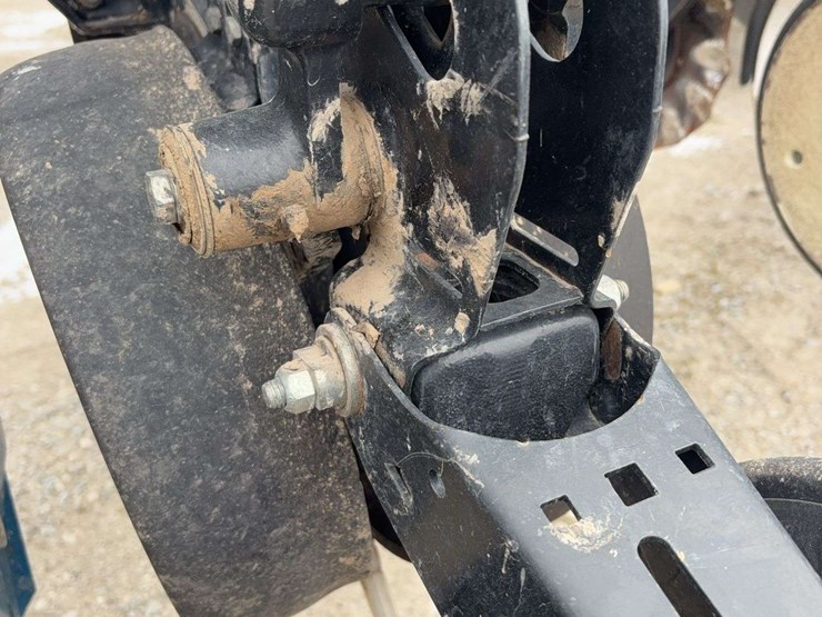 2008-kinze-3600-image-22