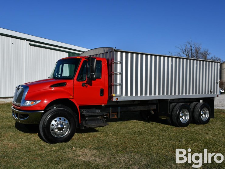 2007-international-durastar-4400-image-1